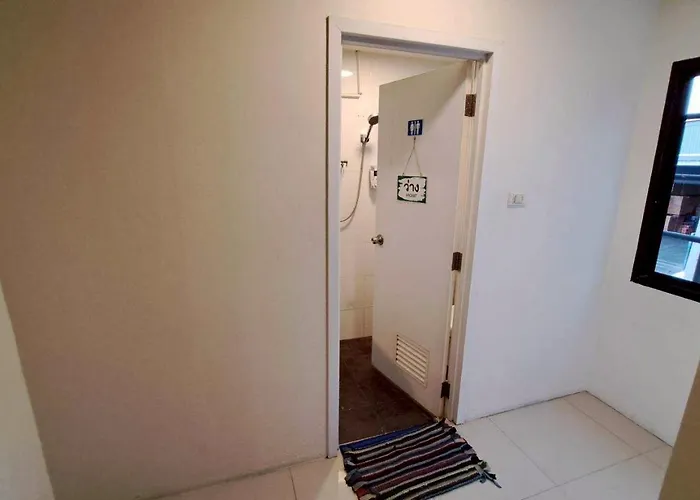 แกร็บสลีปโฮสเทล แอร์พอร์ตดอนเมือง ゲストハウス 3*